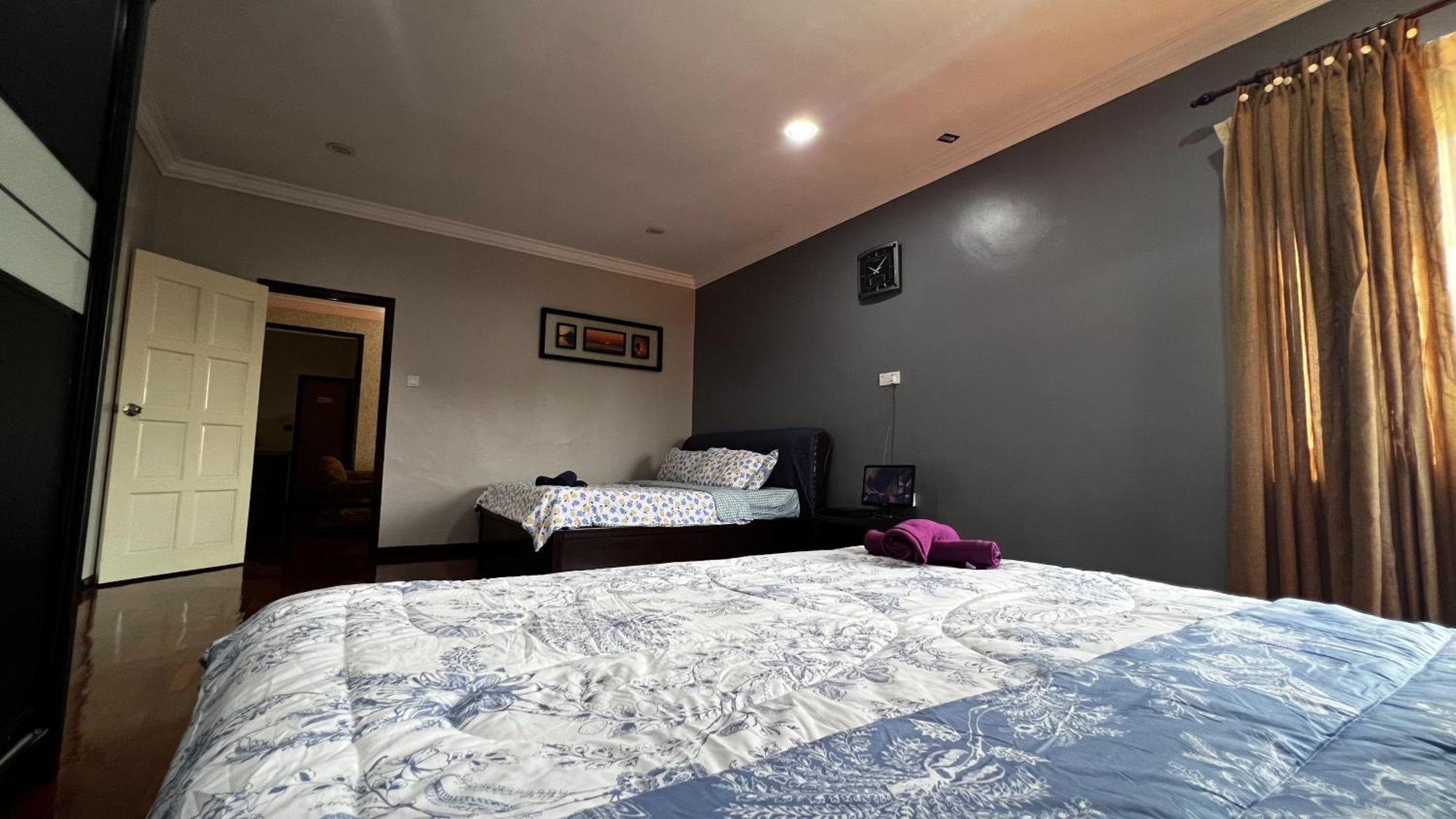 Yb Guest House 4 Bilik 5 Katil Chukai エクステリア 写真