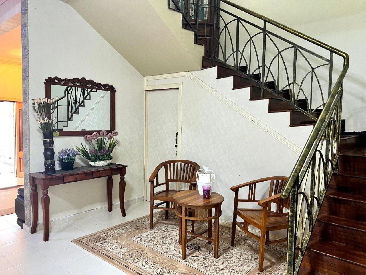 Yb Guest House 4 Bilik 5 Katil Chukai エクステリア 写真