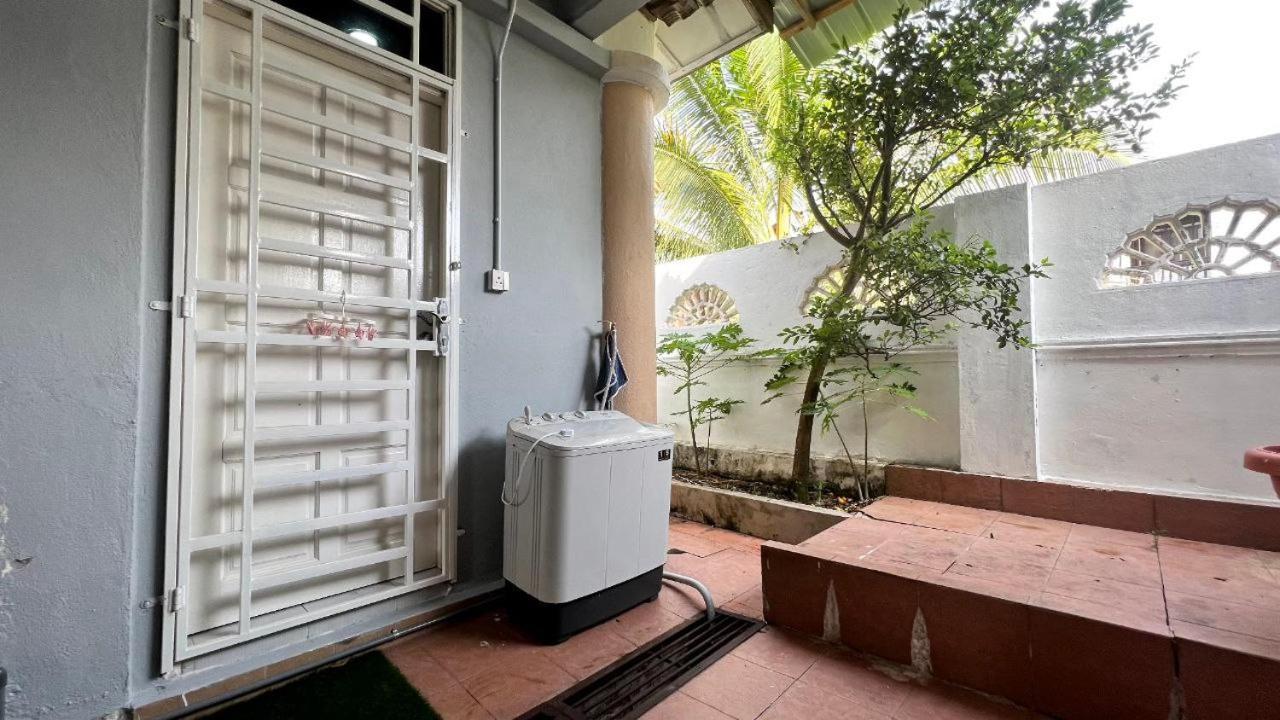 Yb Guest House 4 Bilik 5 Katil Chukai エクステリア 写真