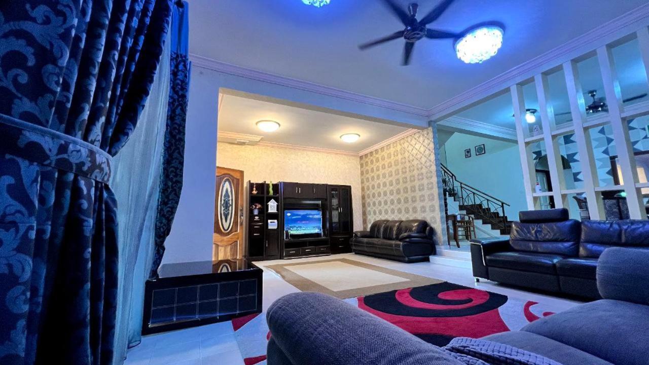 Yb Guest House 4 Bilik 5 Katil Chukai エクステリア 写真